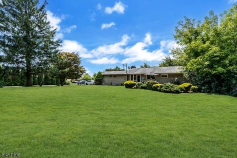 221 Ohio Avenue Pohatcong NJ 08865