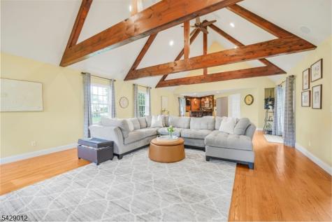 30 Oakley Way Wayne NJ 07470