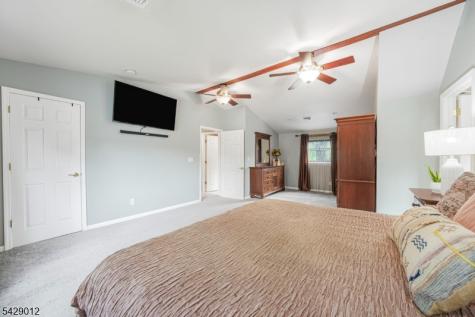 30 Oakley Way Wayne NJ 07470