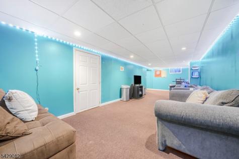 30 Oakley Way Wayne NJ 07470