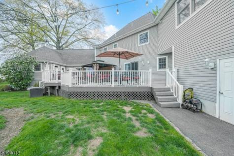 30 Oakley Way Wayne NJ 07470