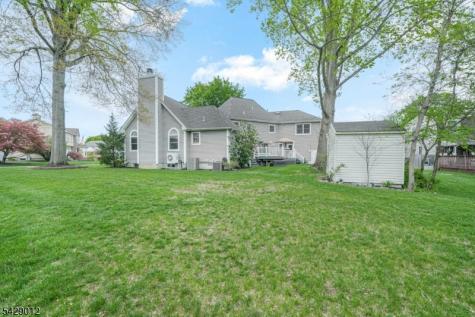 30 Oakley Way Wayne NJ 07470