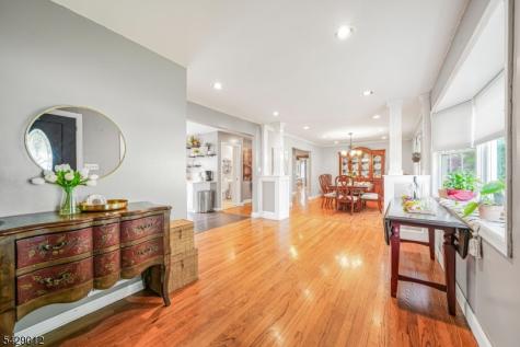 30 Oakley Way Wayne NJ 07470