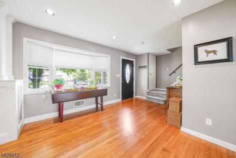 30 Oakley Way Wayne NJ 07470