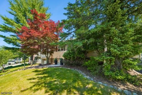 74 Minnehaha Boulevard Oakland NJ 07436