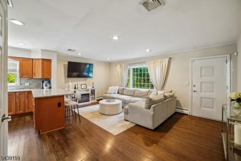 74 Minnehaha Boulevard Oakland NJ 07436