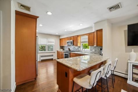 74 Minnehaha Boulevard Oakland NJ 07436