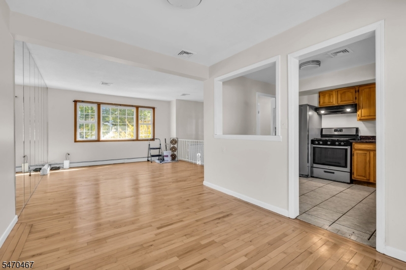 26 Nancy Lane Piscataway NJ 08854