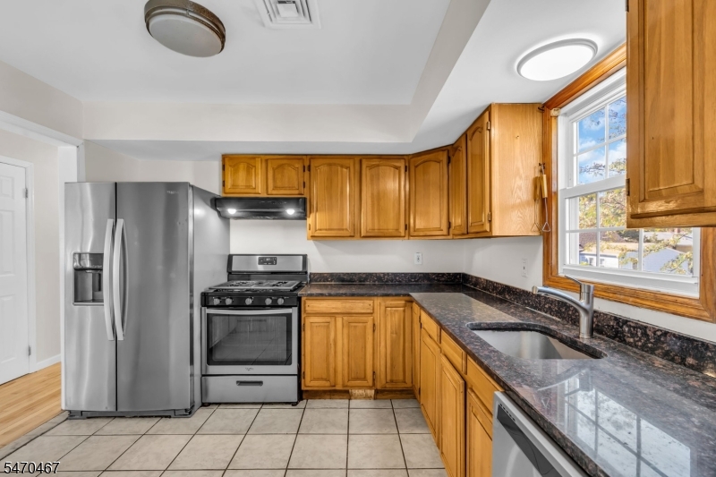 26 Nancy Lane Piscataway NJ 08854
