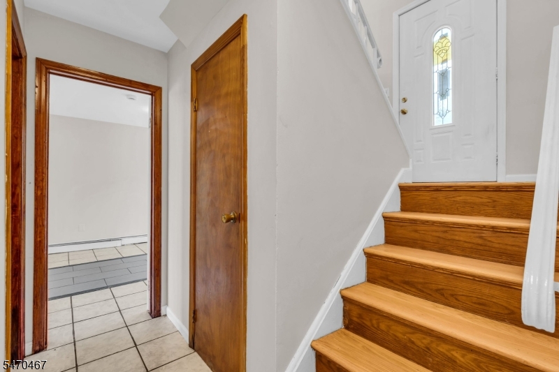 26 Nancy Lane Piscataway NJ 08854
