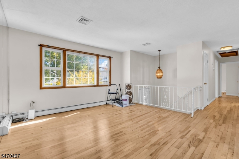 26 Nancy Lane Piscataway NJ 08854
