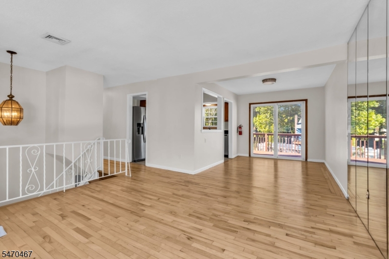 26 Nancy Lane Piscataway NJ 08854