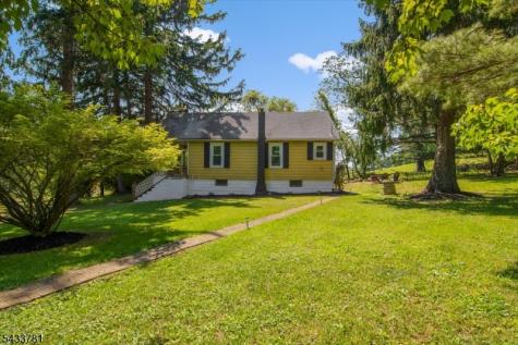 288 Belvidere Avenue Oxford NJ 07863