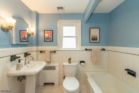 384 Essex Avenue Bloomfield NJ 07003