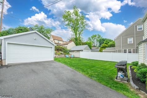 384 Essex Avenue Bloomfield NJ 07003