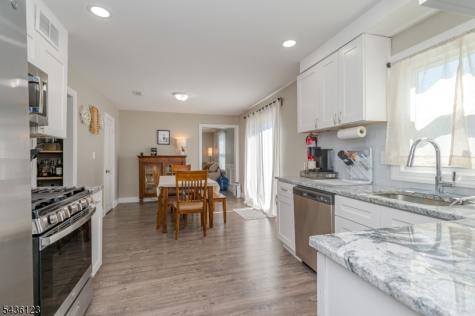 60 Midvale Lane Willingboro NJ 08046
