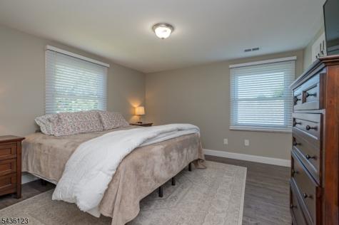 60 Midvale Lane Willingboro NJ 08046