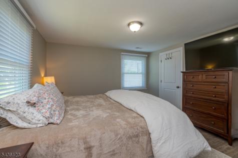 60 Midvale Lane Willingboro NJ 08046