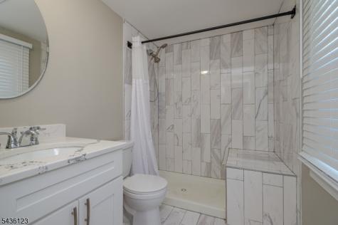 60 Midvale Lane Willingboro NJ 08046