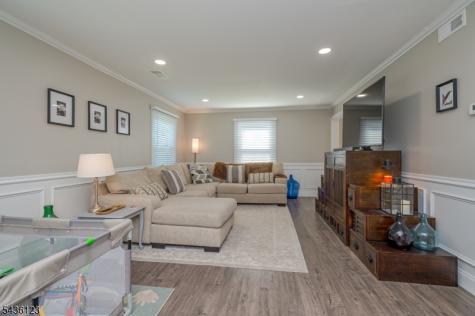 60 Midvale Lane Willingboro NJ 08046