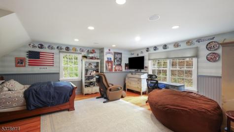 23 Charlotte Hill Drive Bernardsville NJ 07924