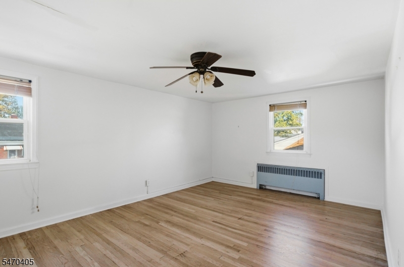 522 Thompson Avenue Roselle NJ 07203