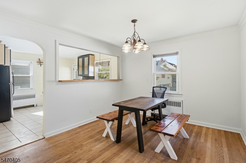 522 Thompson Avenue Roselle NJ 07203