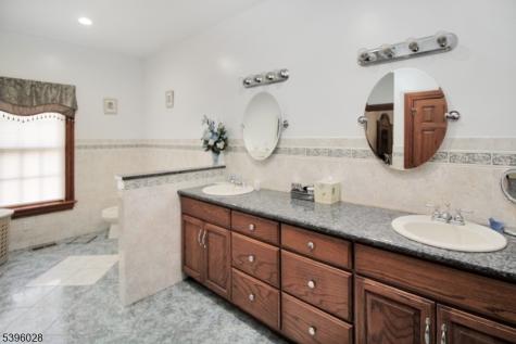 87 Walnut Valley Road Blairstown NJ 07832