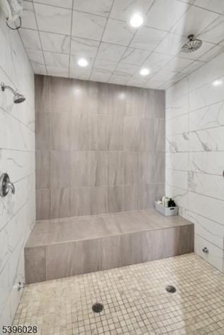 87 Walnut Valley Road Blairstown NJ 07832