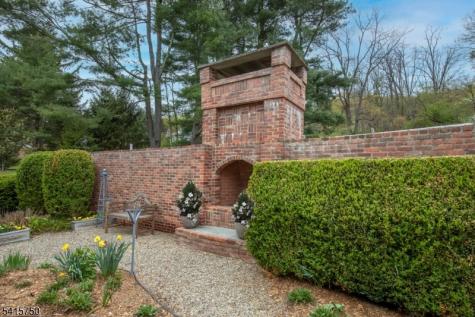 85 Mosle Road Peapack Gladstone NJ 07934
