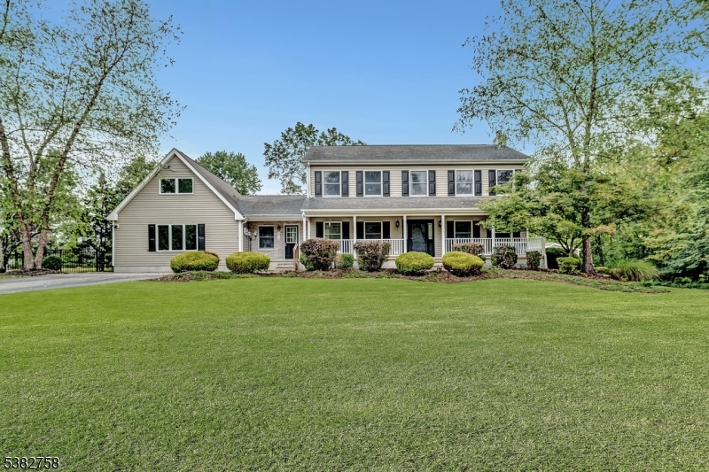 526 County Road 579 Raritan NJ 08551