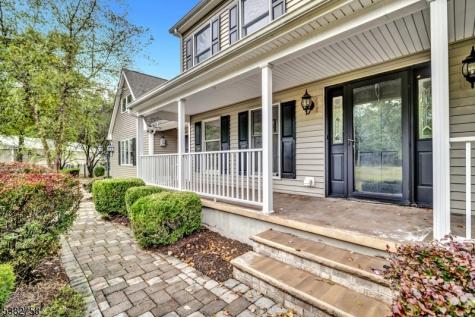526 County Road 579 Raritan NJ 08551