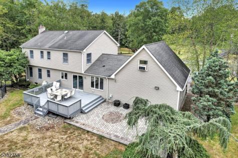 526 County Road 579 Raritan NJ 08551