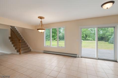 526 County Road 579 Raritan NJ 08551