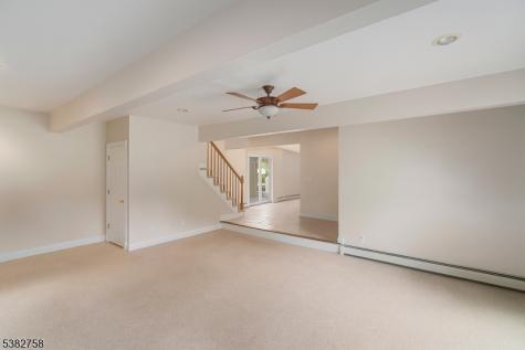 526 County Road 579 Raritan NJ 08551