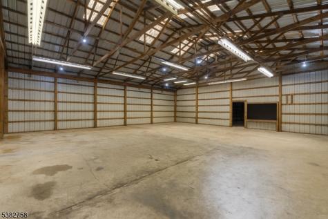 526 County Road 579 Raritan NJ 08551