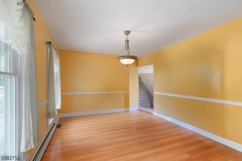 526 County Road 579 Raritan NJ 08551