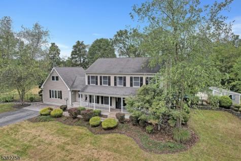 526 County Road 579 Raritan NJ 08551