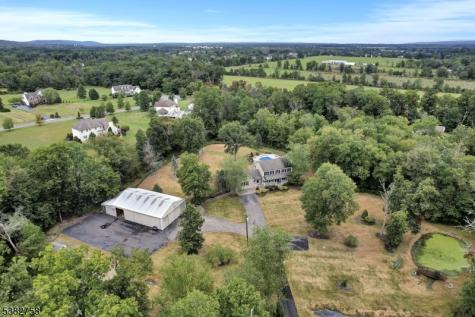 526 County Road 579 Raritan NJ 08551