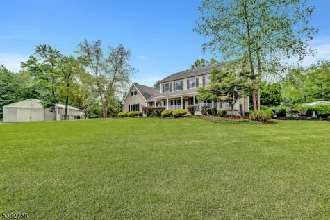 526 County Road 579 Raritan NJ 08551