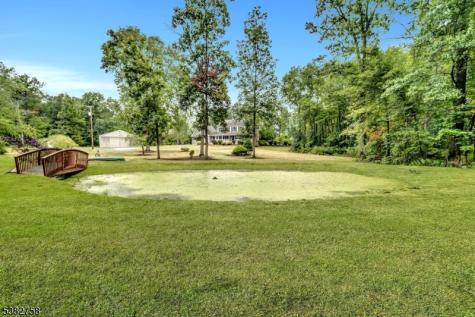 526 County Road 579 Raritan NJ 08551