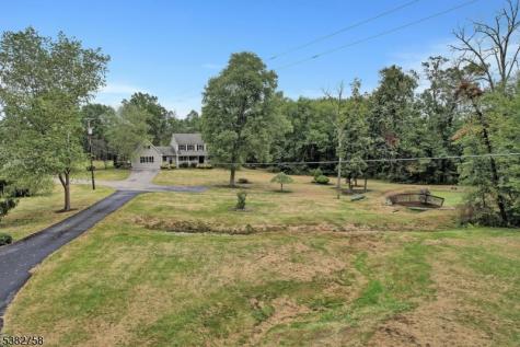 526 County Road 579 Raritan NJ 08551