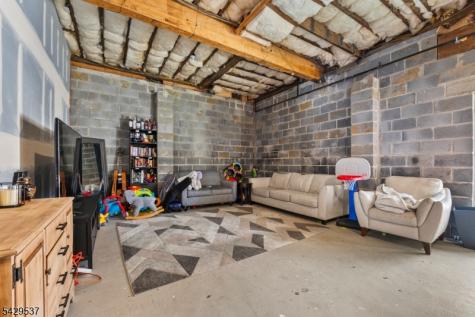 53 Pequannock Avenue Pequannock NJ 07440