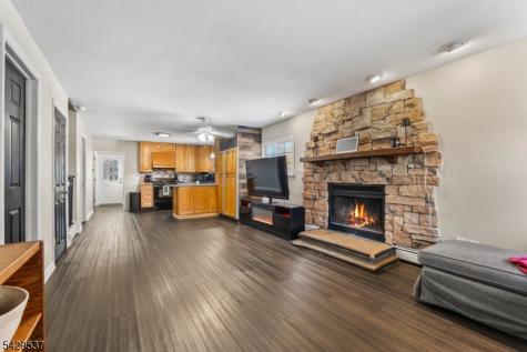 53 Pequannock Avenue Pequannock NJ 07440