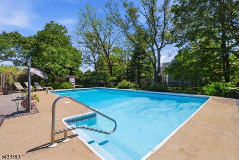 87 Readington Road Readington NJ 08889