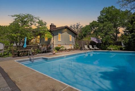 87 Readington Road Readington NJ 08889