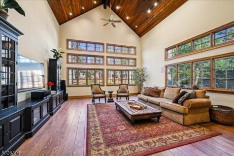 545 Johnston Drive Watchung NJ 07069