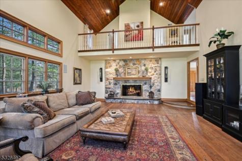 545 Johnston Drive Watchung NJ 07069
