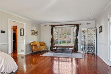 545 Johnston Drive Watchung NJ 07069