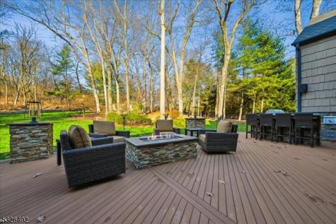 545 Johnston Drive Watchung NJ 07069